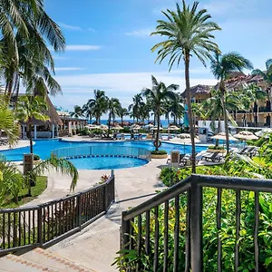 Catalonia Yucatan Resort